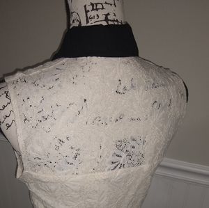 Sophisticatedly sexy black and white dress